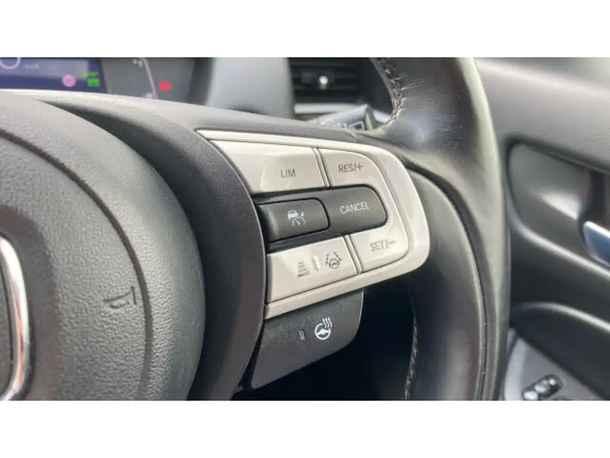 2022-honda-jazz-15-i-mmd-ex-107ps-big-22