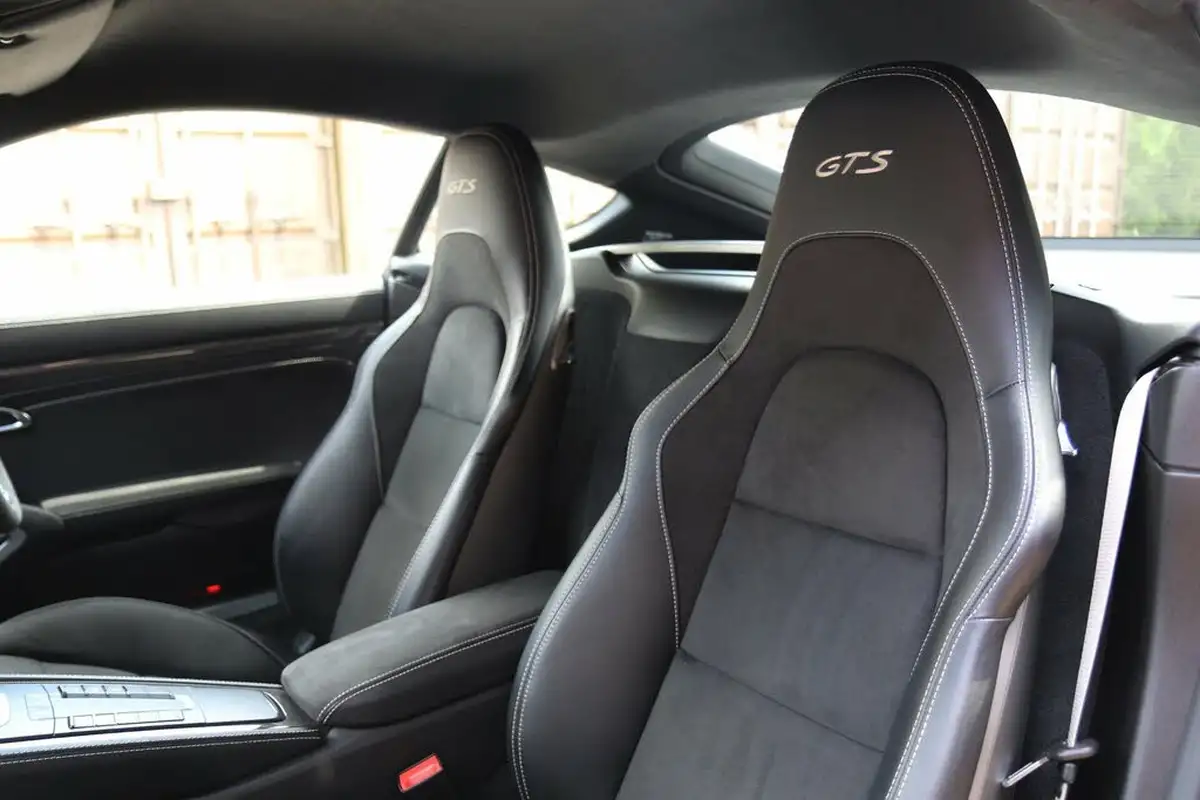 2021-porsche-cayman-718-40-cayman-gts-40-big-9