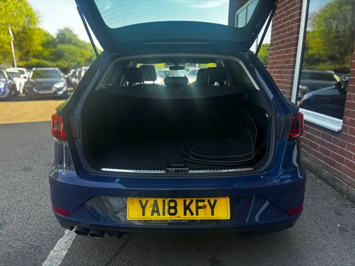 2018-seat-leon-14-ecotsi-xcellence-technology-estate-dsg-big-10