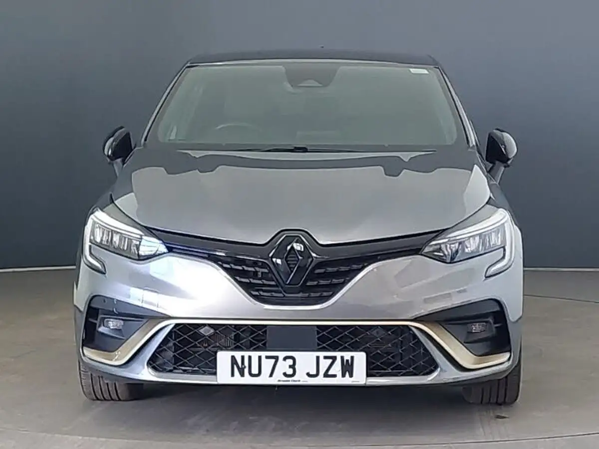 2023-renault-clio-16-engineered-big-18