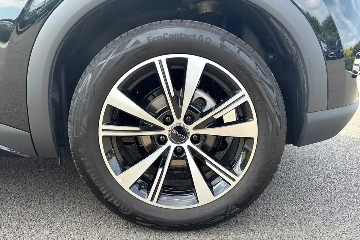 2025-byd-atto-3-e-comfort-big-22