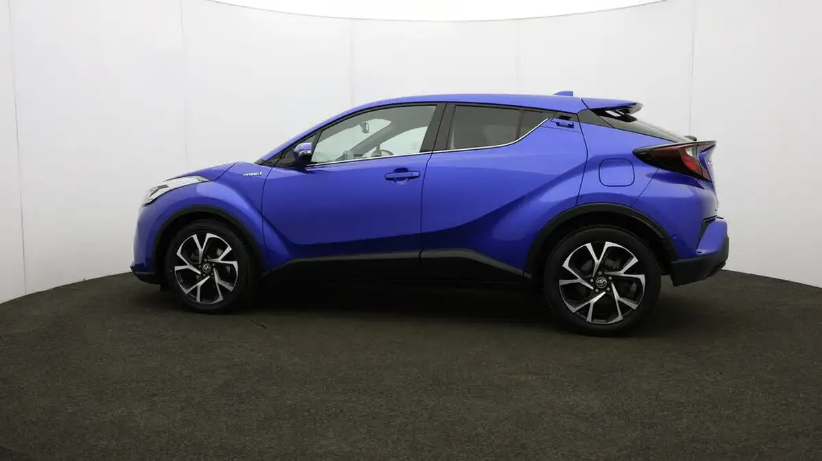 2021-toyota-c-hr-18-vvt-i-design-big-61