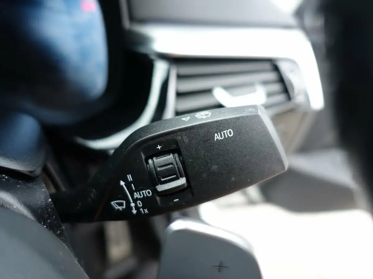 2019-bmw-5-series-30-540i-m-sport-plus-pack-saloon-4d-big-24