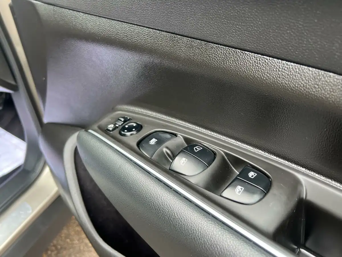 2017-renault-koleos-20dci-dynamique-s-nav-x-tronic-big-33