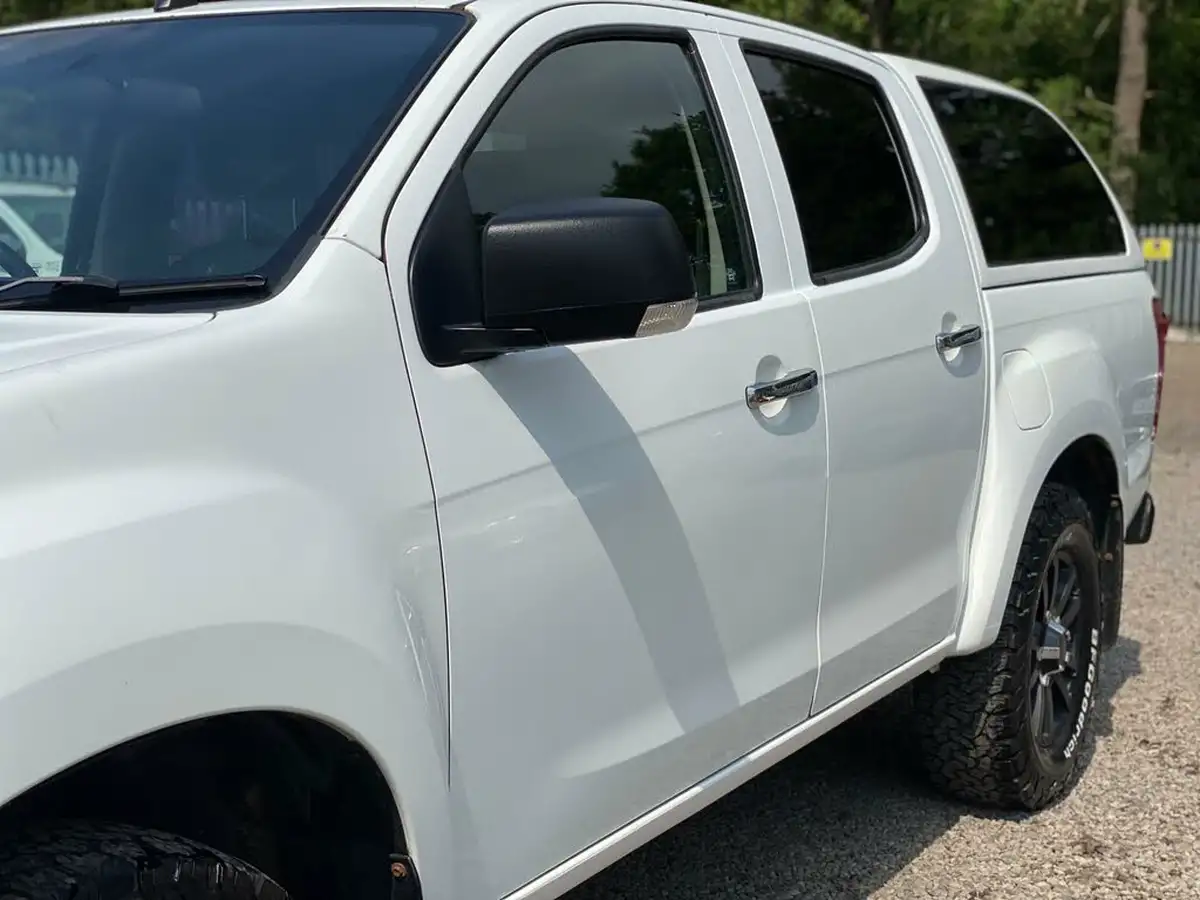 2012-isuzu-d-max-25td-utah-big-67