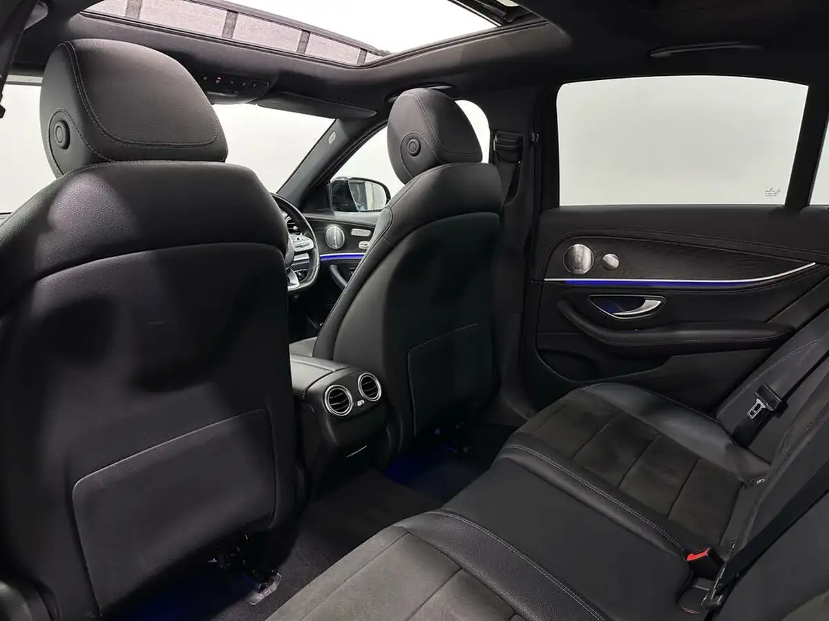 2020-mercedes-benz-e-class-20d-e300d-amg-line-edition-premium-plus-saloon-4d-big-38