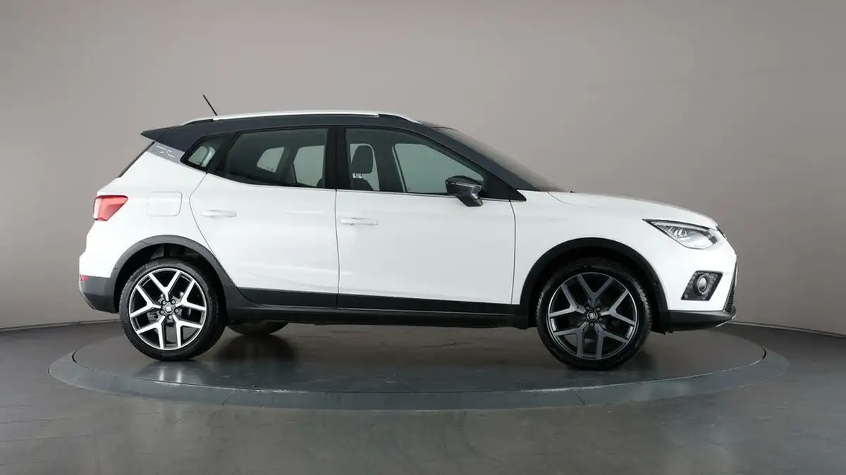 2021-seat-arona-10-tsi-xcellence-lux-110ps-dsg-big-61