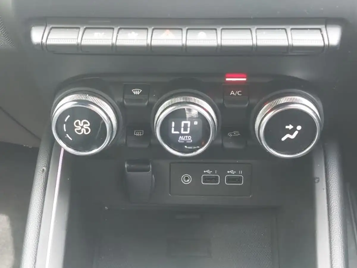 2024-renault-clio-16-techno-big-14