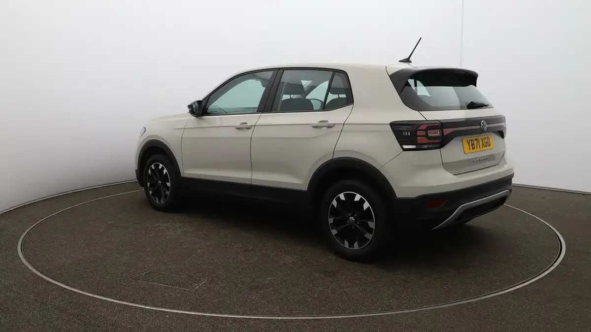 2022-volkswagen-t-cross-10-tsi-s-big-5