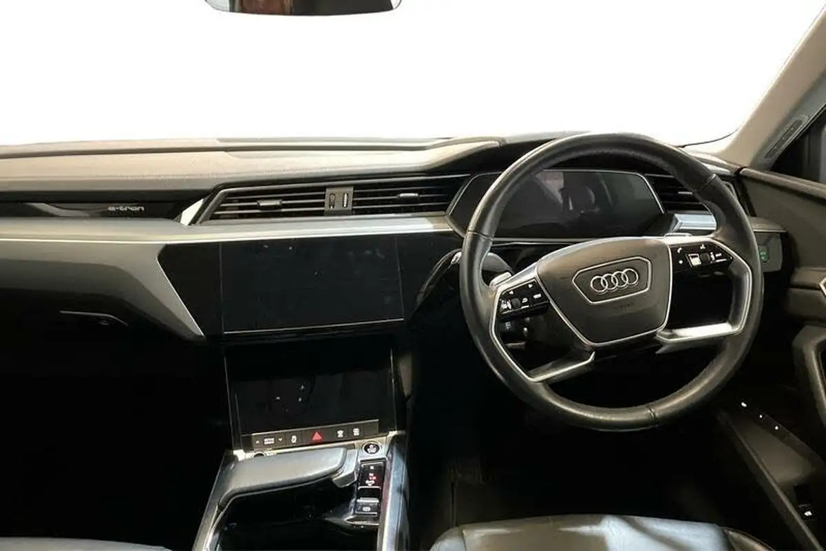 2020-audi-e-tron-50e-technik-big-9