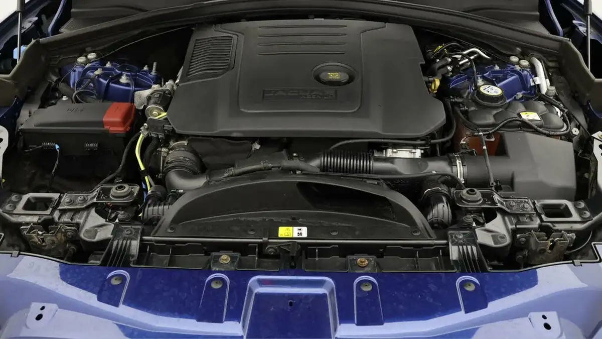 2021-jaguar-f-pace-20-d200-r-dynamic-se-mhev-big-18