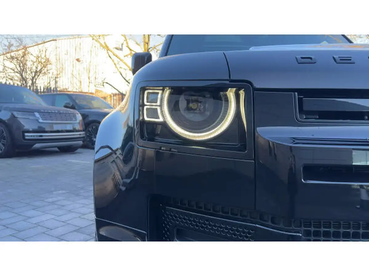 2024-land-rover-110-defender-30-d350-x-dynamic-se-big-30