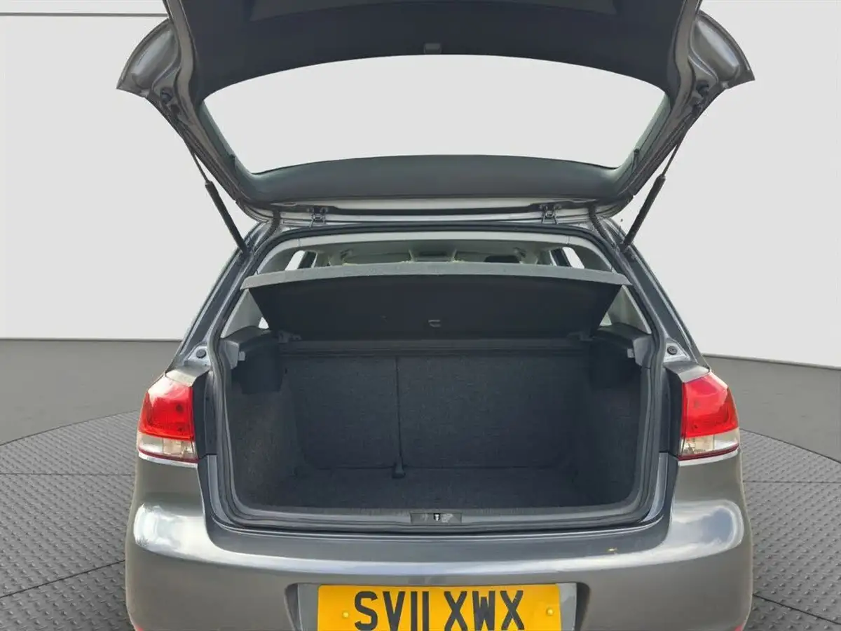 2011-volkswagen-golf-14-s-123bhp-5d-big-20