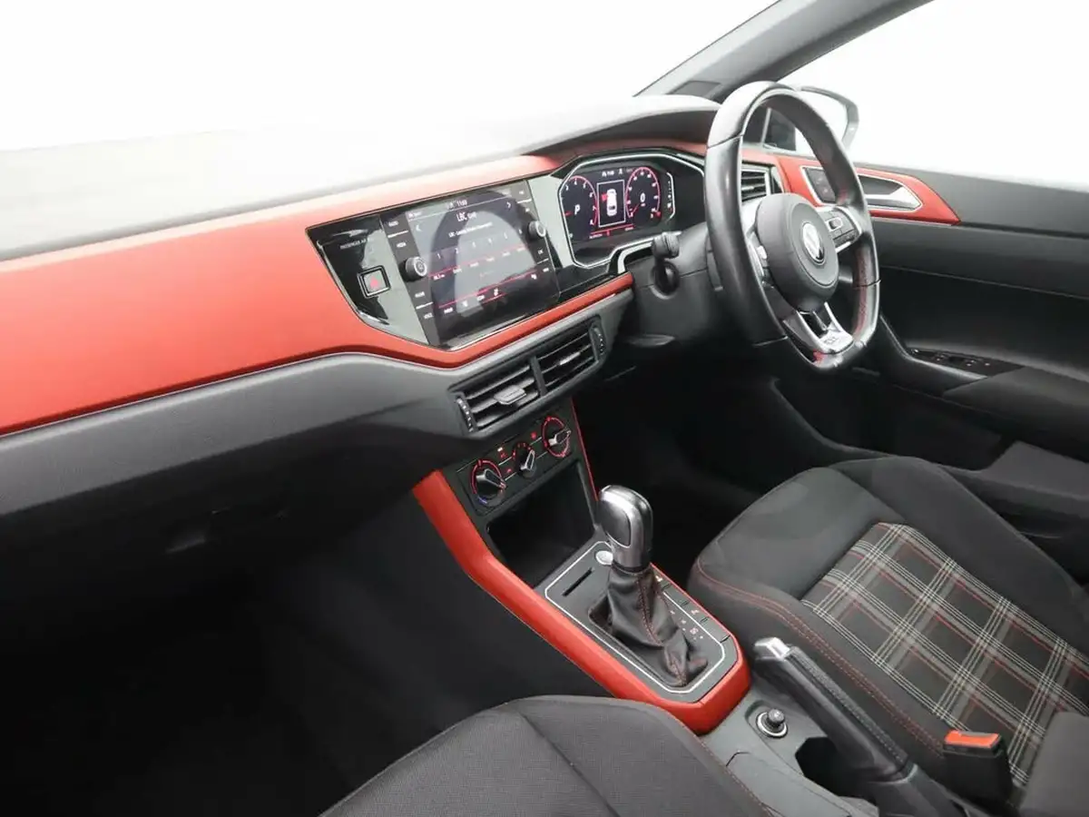 2021-volkswagen-polo-20-tsi-gti-207ps-big-12