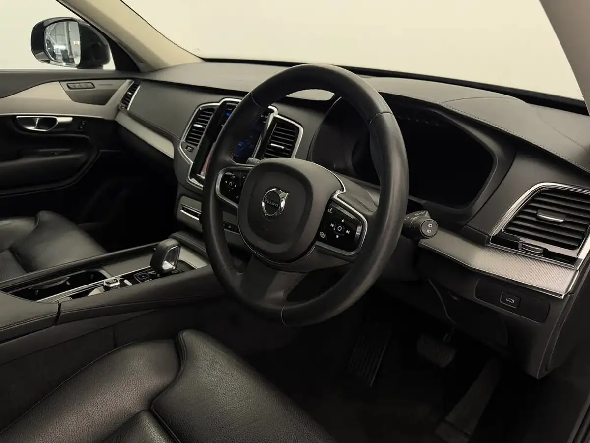 2022-volvo-xc90-20-b5-plus-big-24