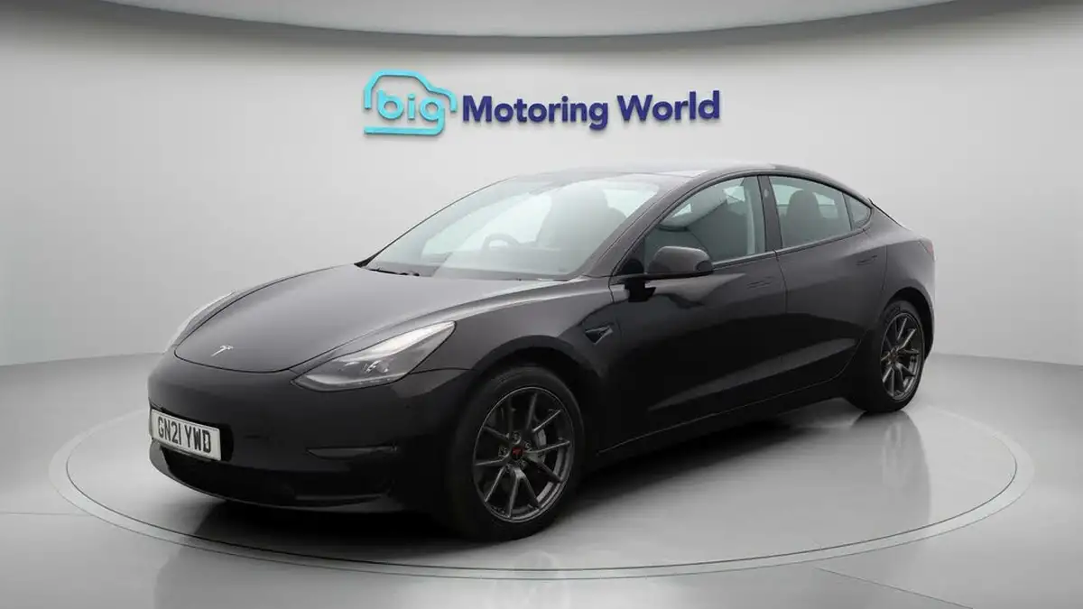 2021-tesla-model-3-e-long-range-4x4-big-3