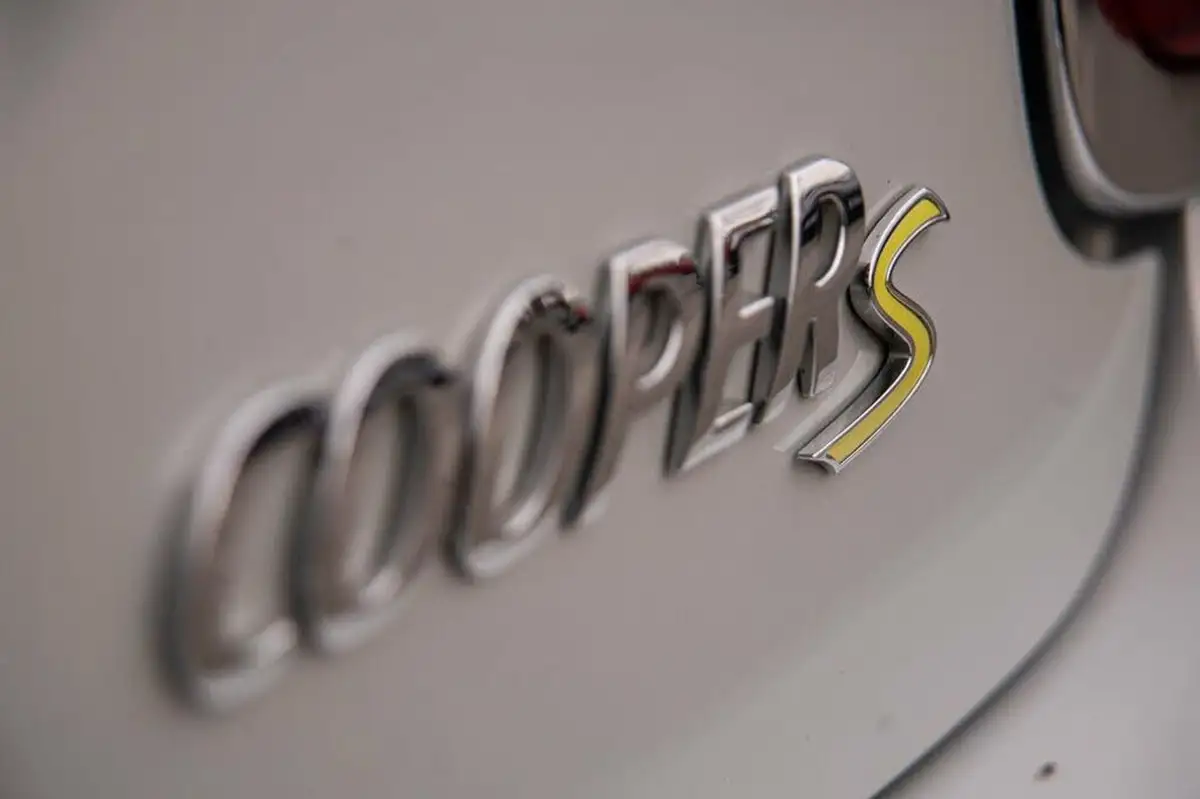 2020-mini-cooper-e-cooper-s-2-big-7