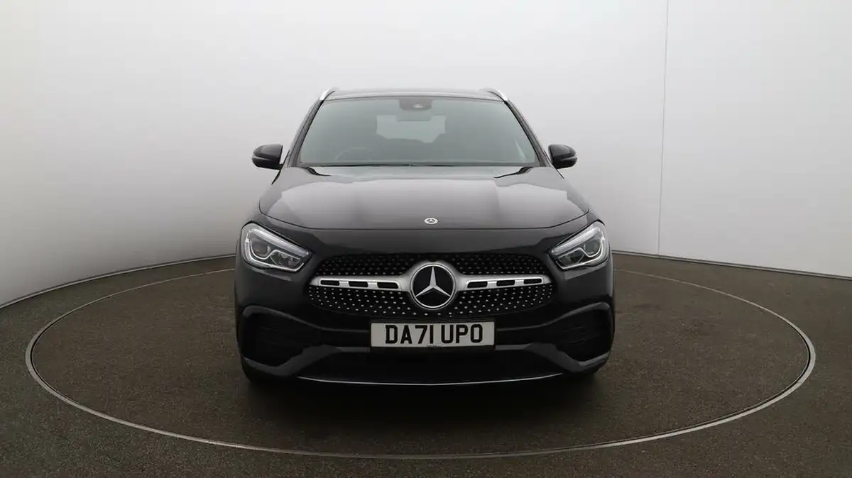 2022-mercedes-benz-gla-class-13-gla-180-amg-line-premium-big-31