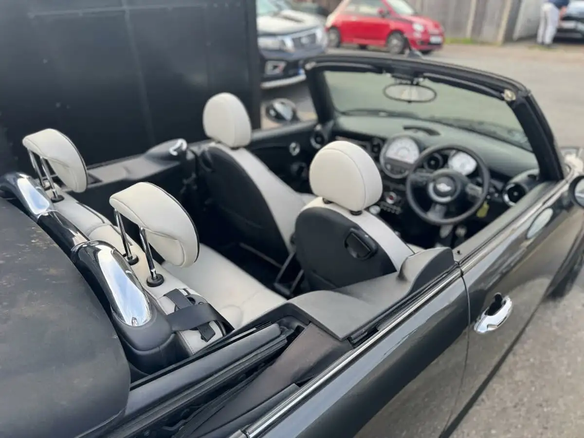 2011-mini-cooper-16-cooper-s-convertible-2d-big-29