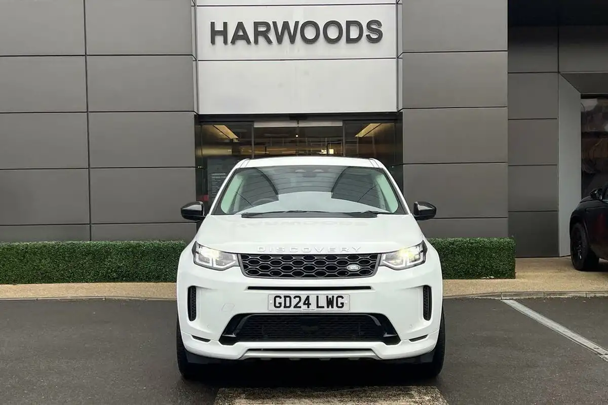 2024-land-rover-discovery-sport-15-p300e-s-big-16