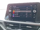 2022-volkswagen-t-roc-10-tsi-life-small-18