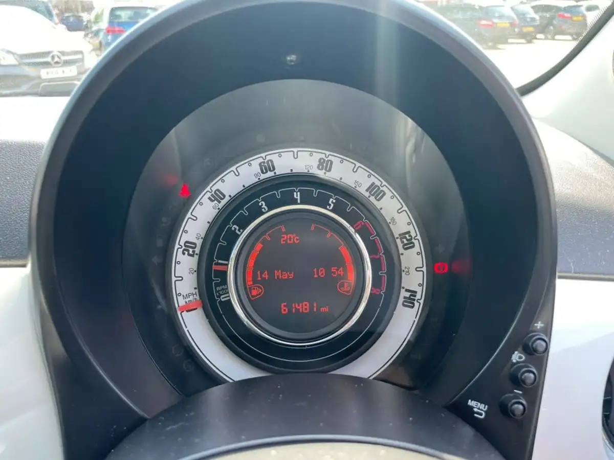 2018-fiat-500-12-lounge-big-19