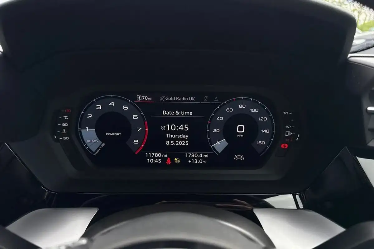 2023-audi-a3-15-35-tfsi-s-line-sportback-5d-big-37