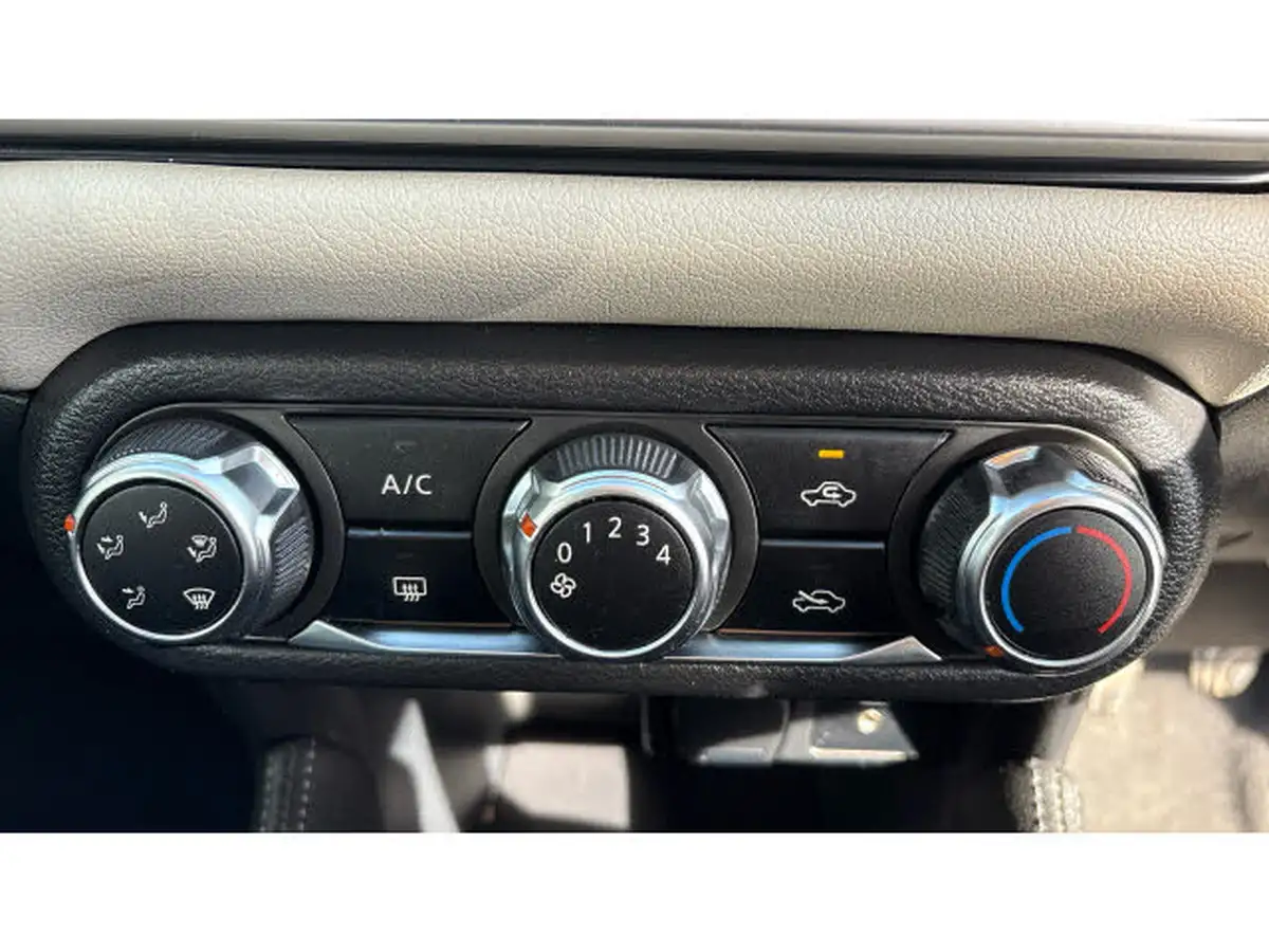 2021-nissan-micra-10-ig-t-acenta-big-30