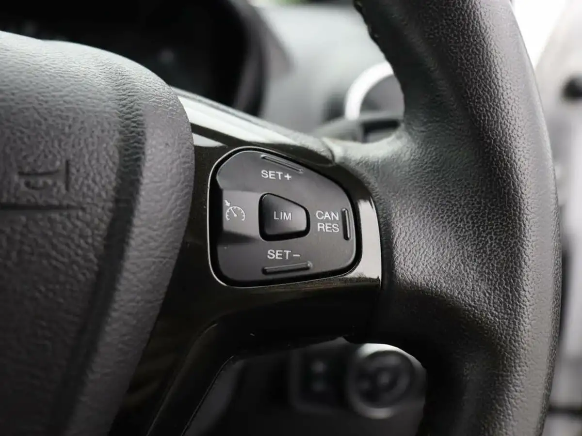 2019-ford-ka-12-ti-vct-active-big-24