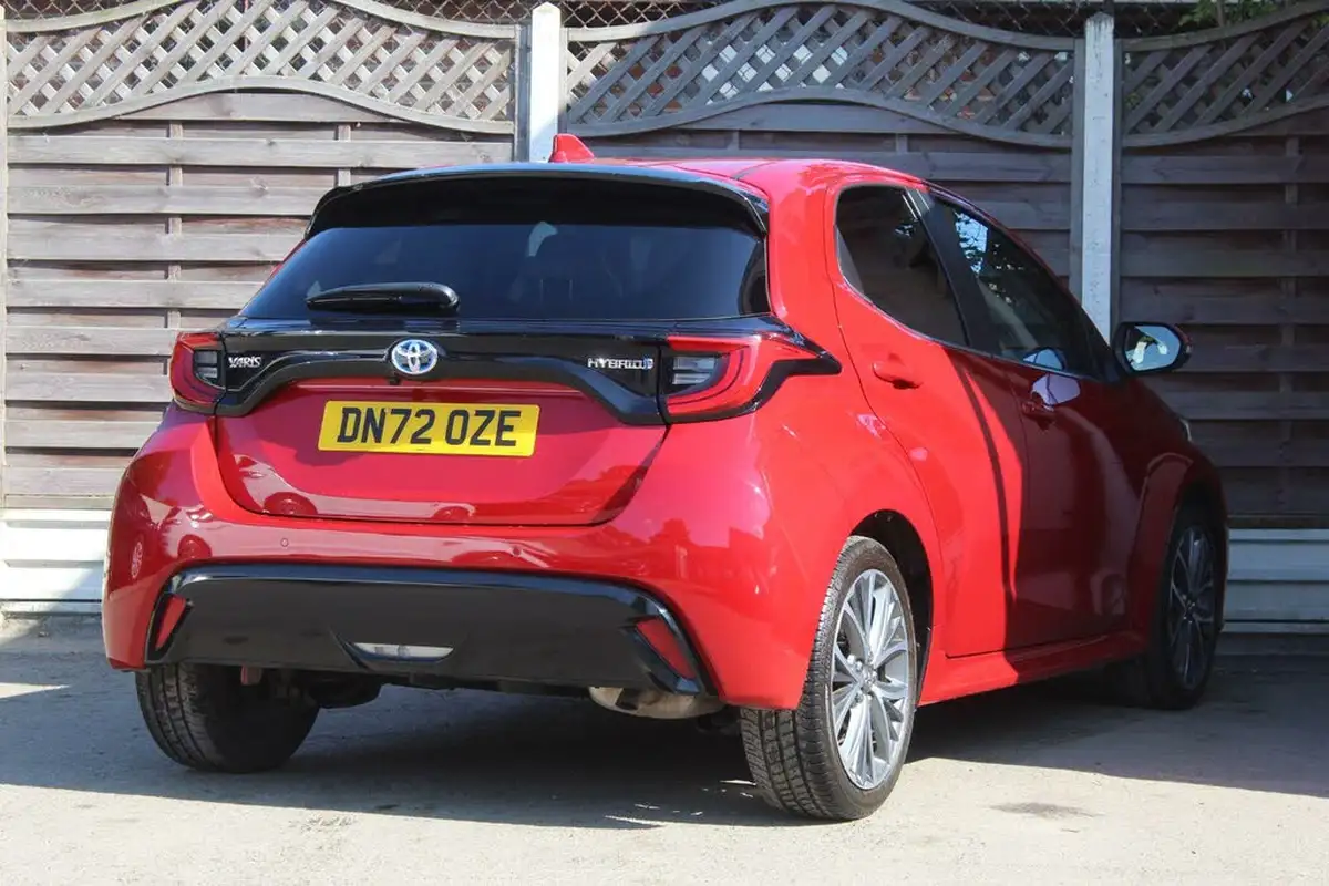 2022-toyota-yaris-cross-15-vvt-i-excel-city-packpan-roof-big-10