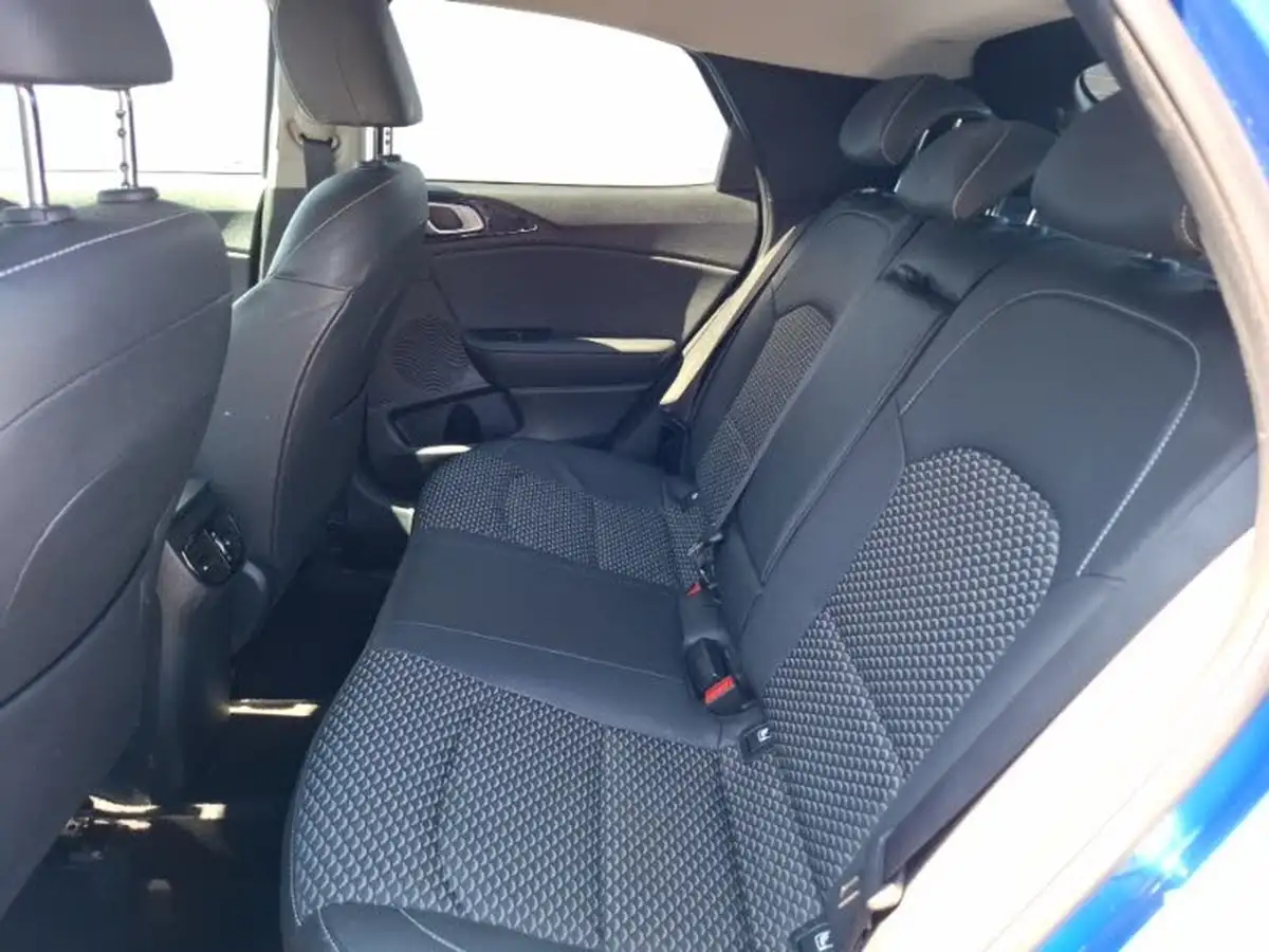 2022-kia-xceed-10-t-gdi-connect-big-5