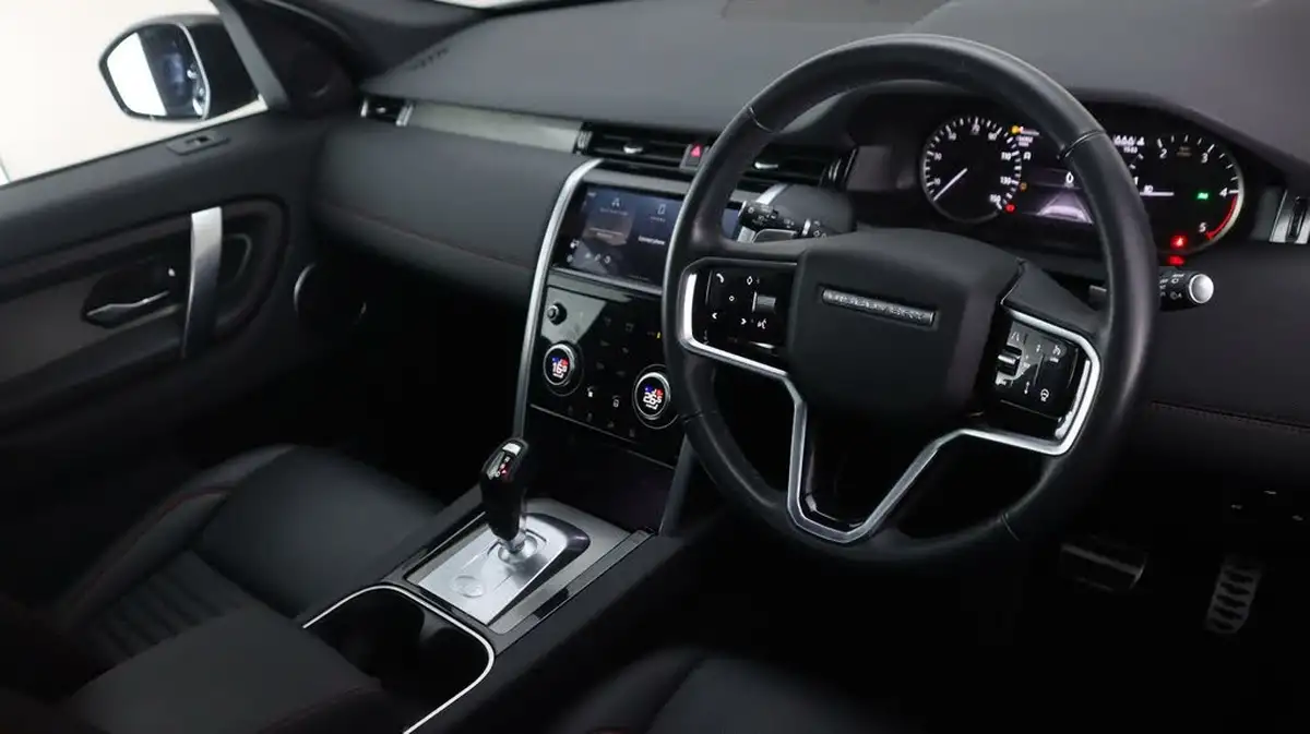 2022-land-rover-discovery-sport-20-d200-r-dynamic-se-big-9