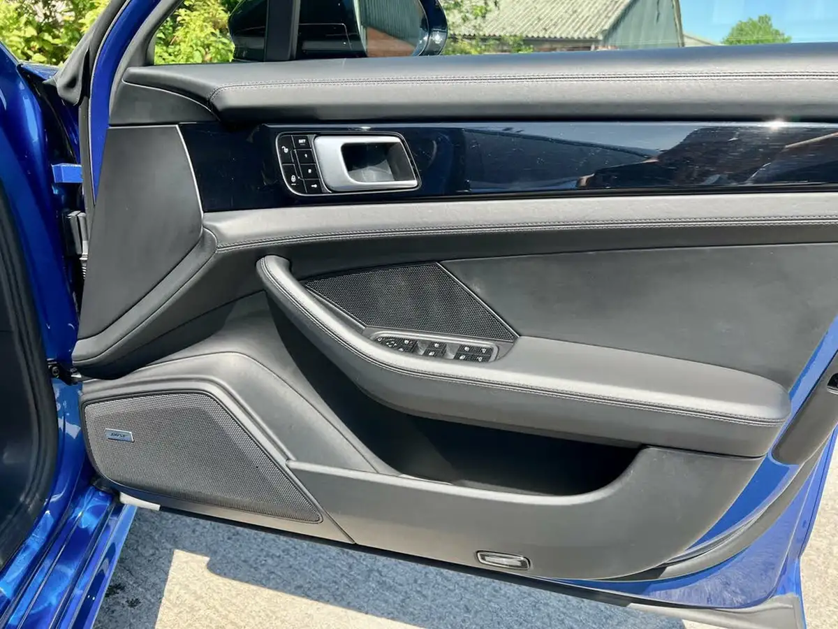 2018-porsche-panamera-29-v6-4s-sport-turismo-big-25