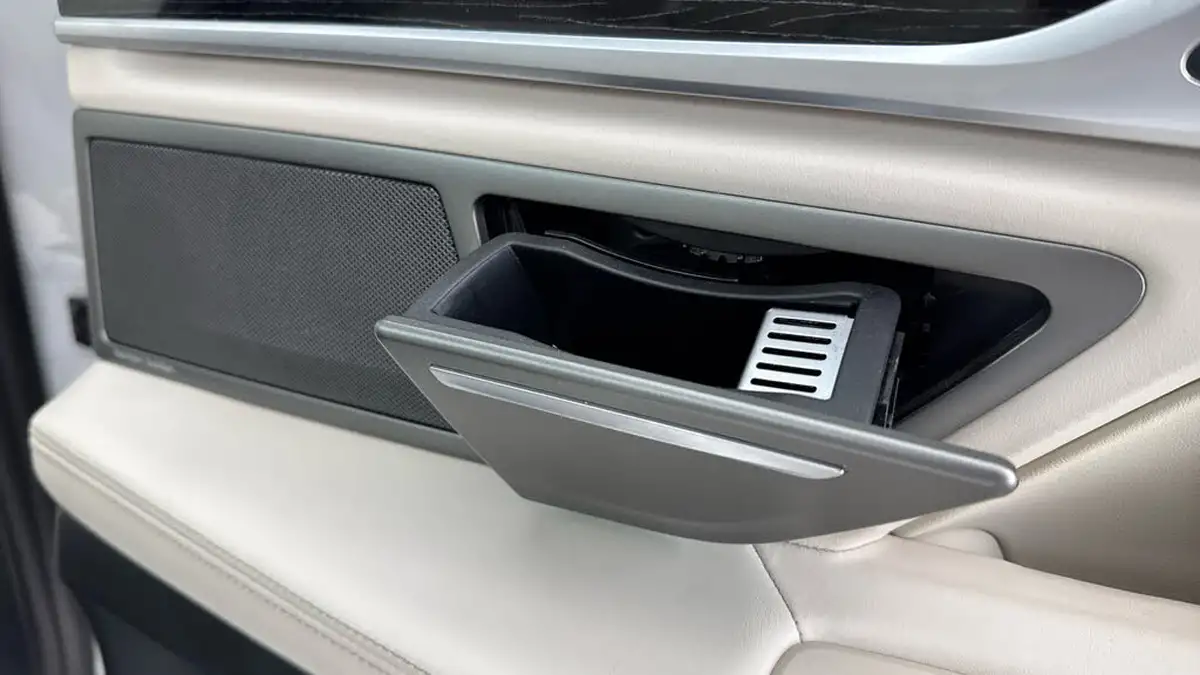 2021-bmw-7-series-30td-730ld-m-sport-big-26