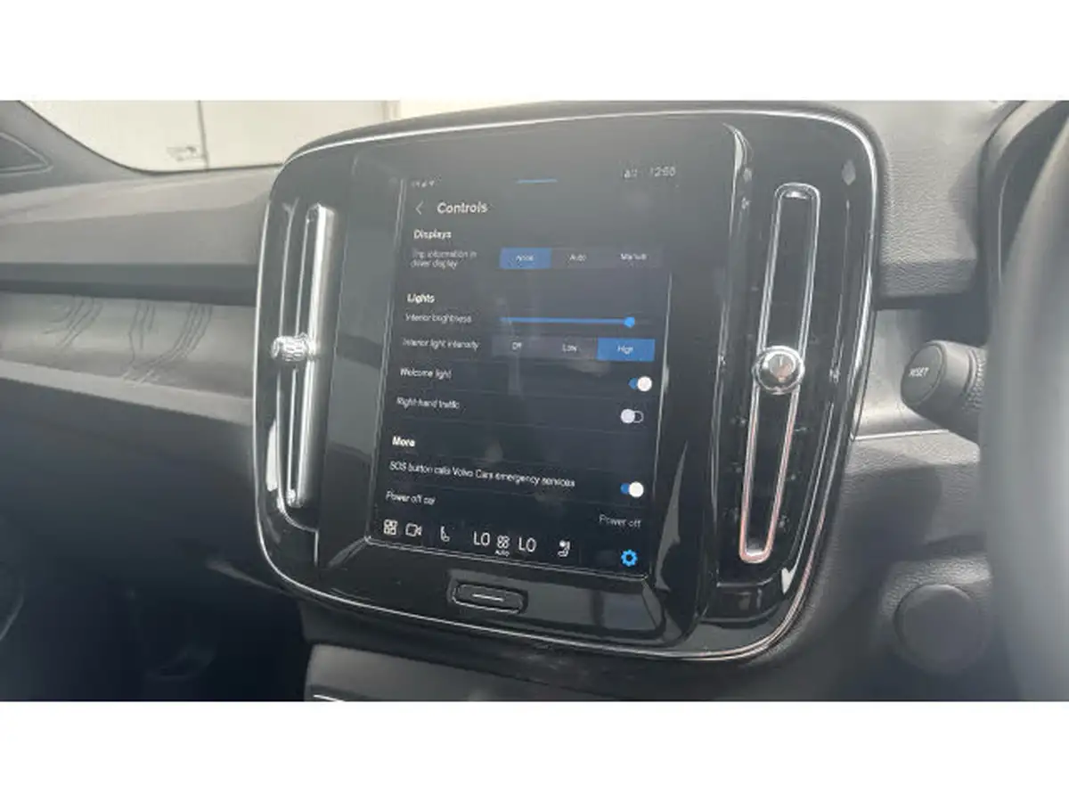 2023-volvo-xc40-e-recharge-ultimate-235bhp-big-38