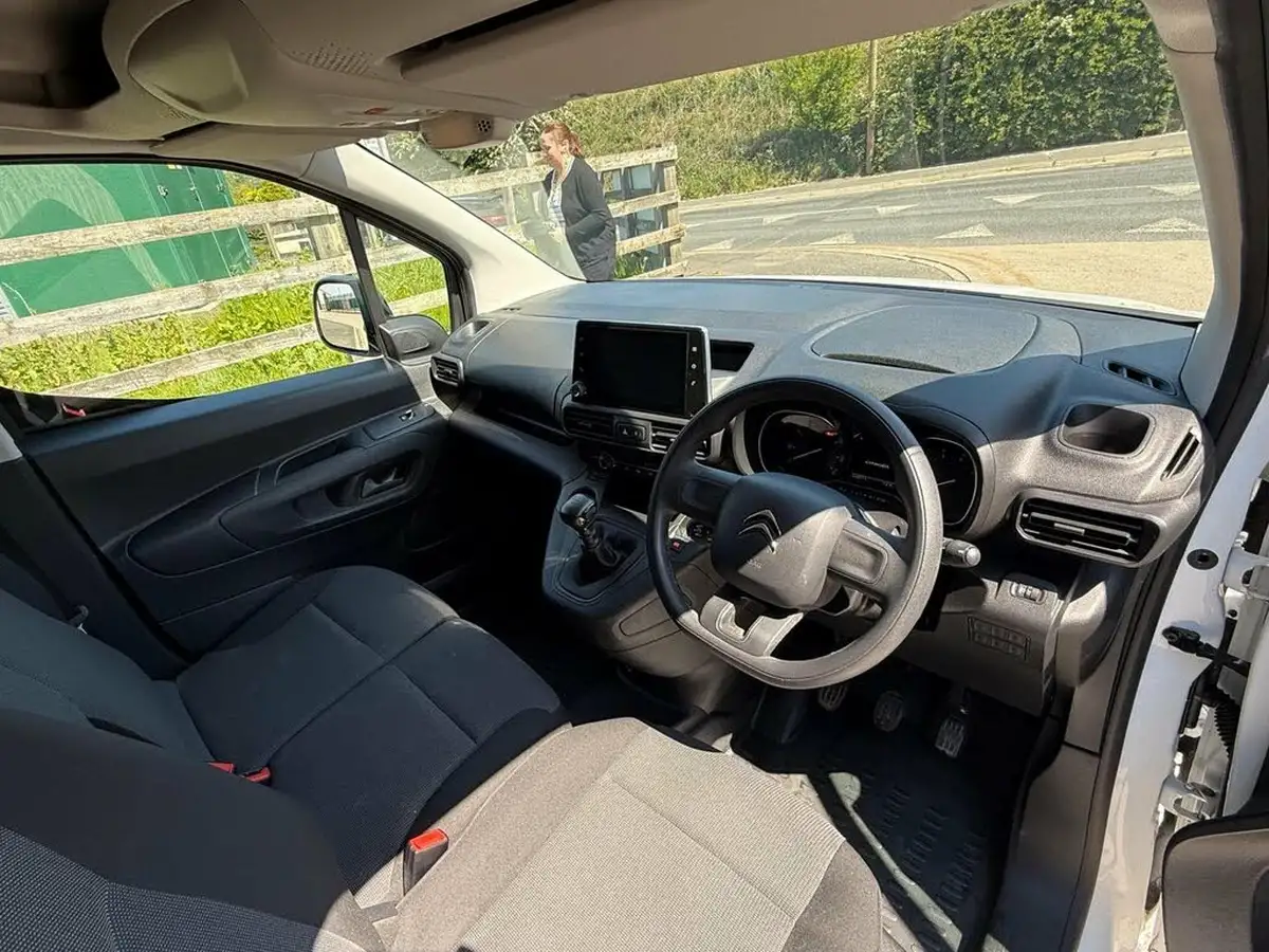 2021-citroen-berlingo-15bluehdi-1000-enterprise-pro-100pseu6d-big-17