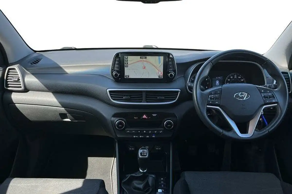 2019-hyundai-tucson-16-gdi-se-nav-big-9