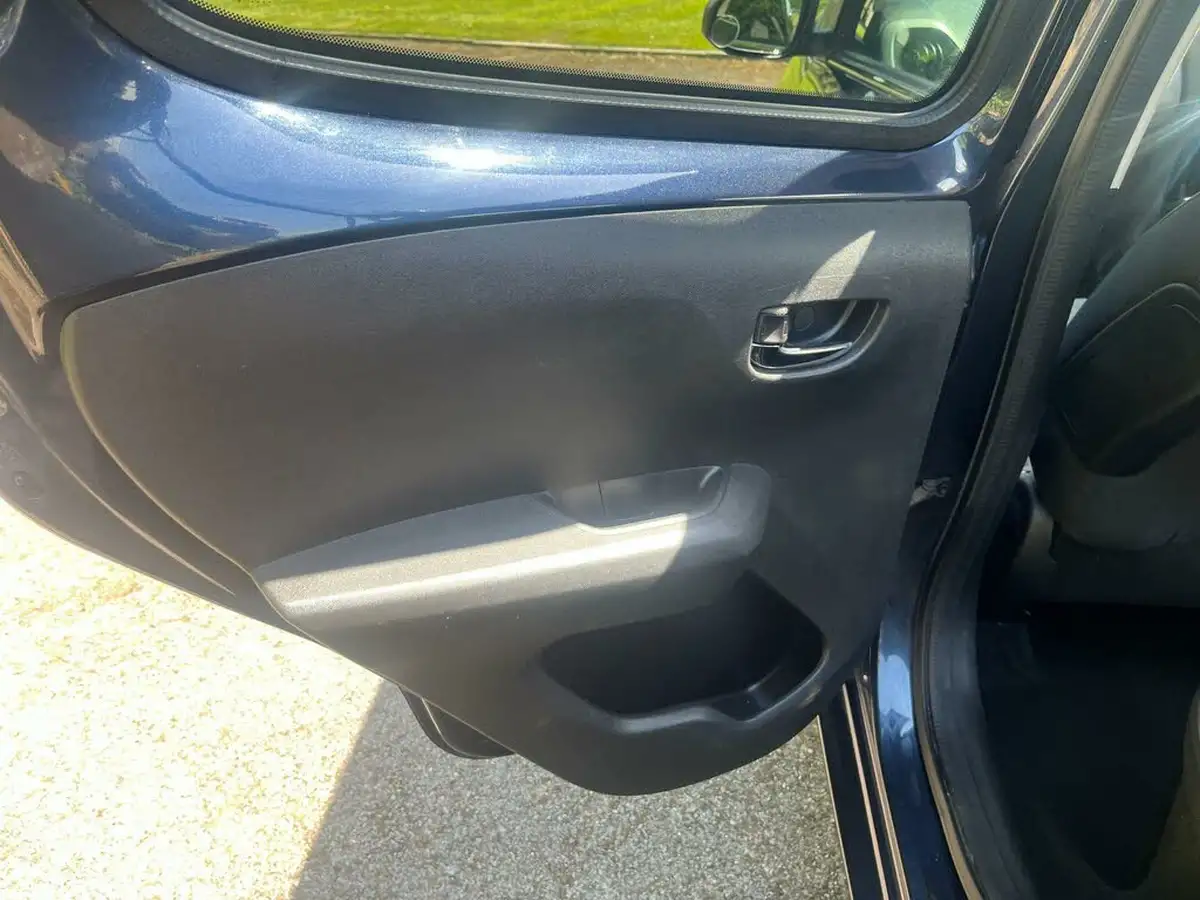 2016-citroen-c1-12-puretech-flair-82ps-5d-big-35