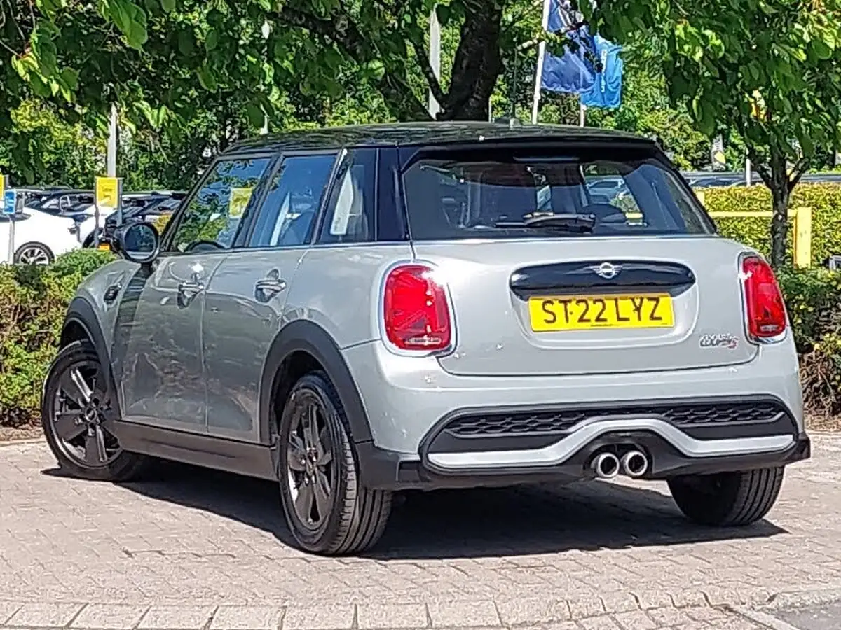2022-mini-cooper-20-cooper-s-classic-premium-hatchback-5d-auto-big-1