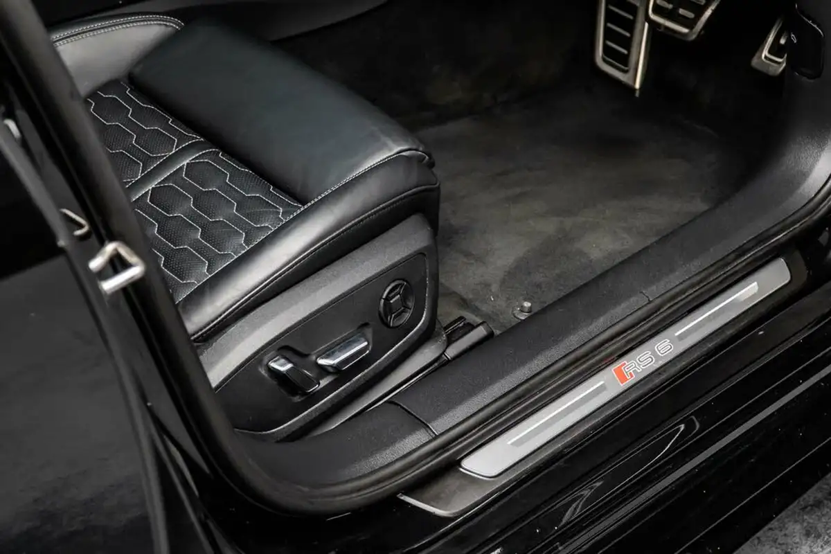 2020-audi-rs6-avant-40-tfsi-vorsprung-big-41