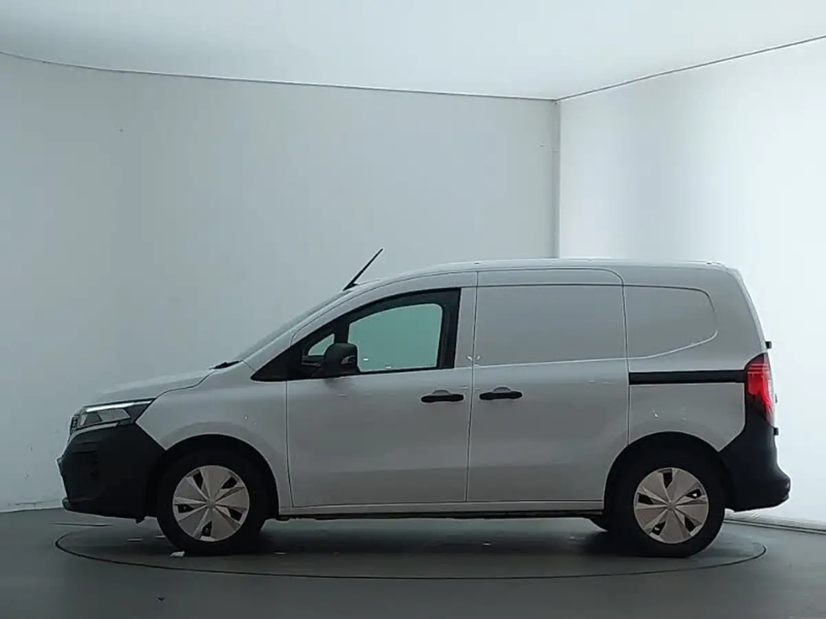 2023-nissan-townstar-e-45kwh-l1-acenta-big-3