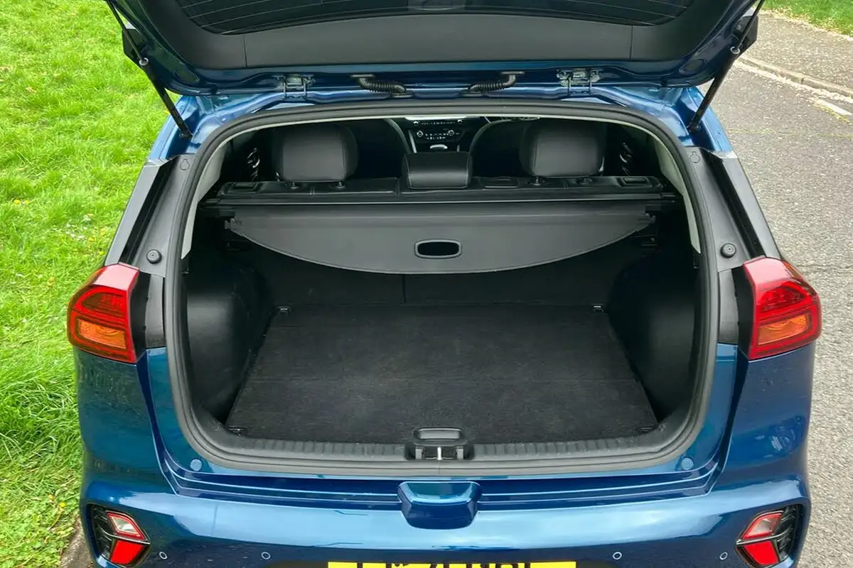 2022-kia-niro-16-gdi-3-156kwh-big-34
