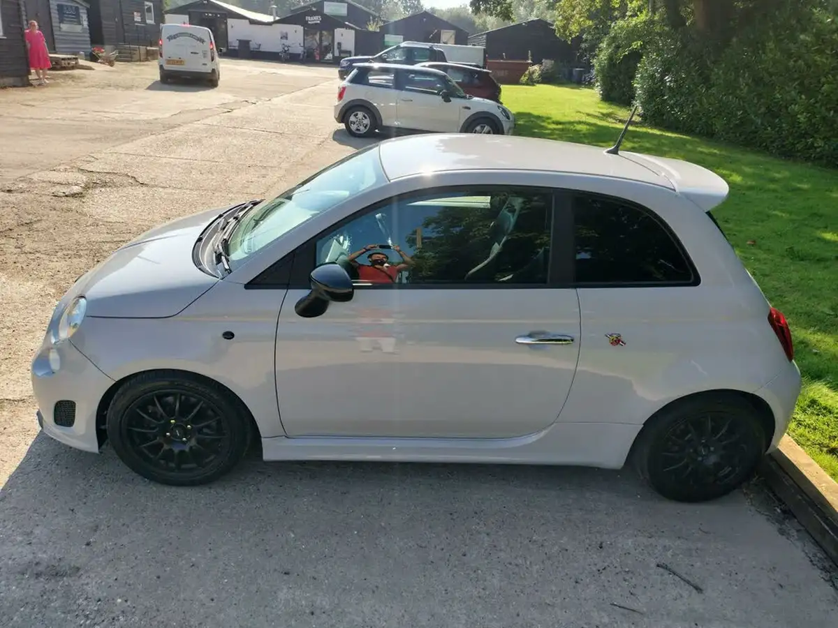 2015-fiat-500-14-abarth-t-jet-big-22