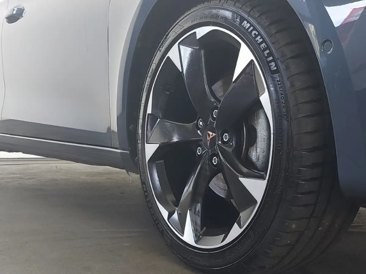 2024-mg-zs-suv-15-vti-tech-exclusive-big-8