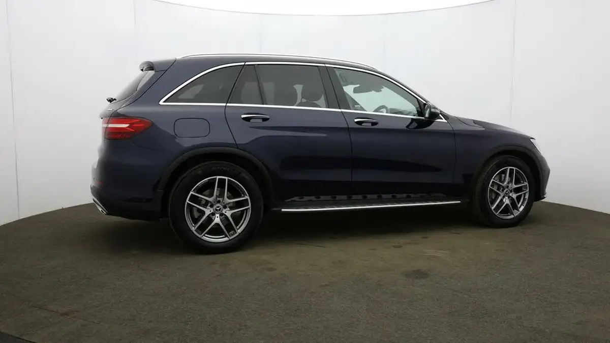 2018-mercedes-benz-glc-class-21d-glc220d-amg-line-premiumss-station-wagon-5d-big-57