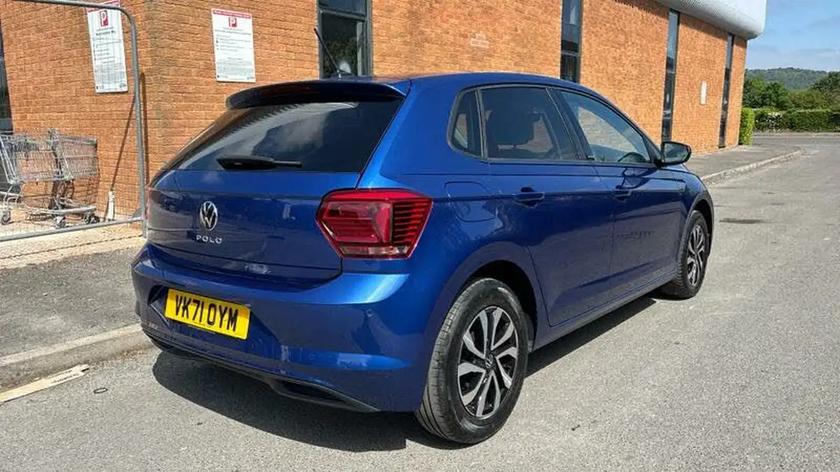 2021-volkswagen-polo-10-tsi-active-big-10