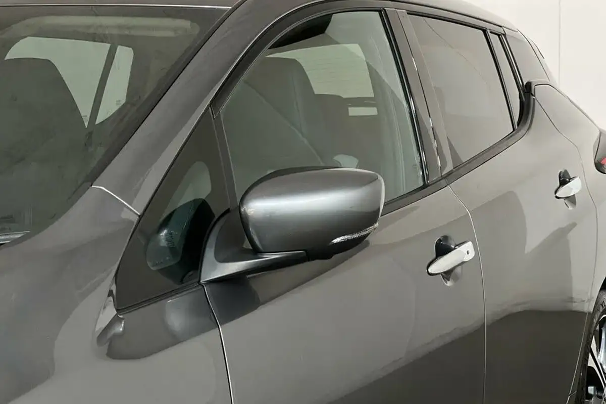2020-nissan-leaf-e-e-3zero-big-16