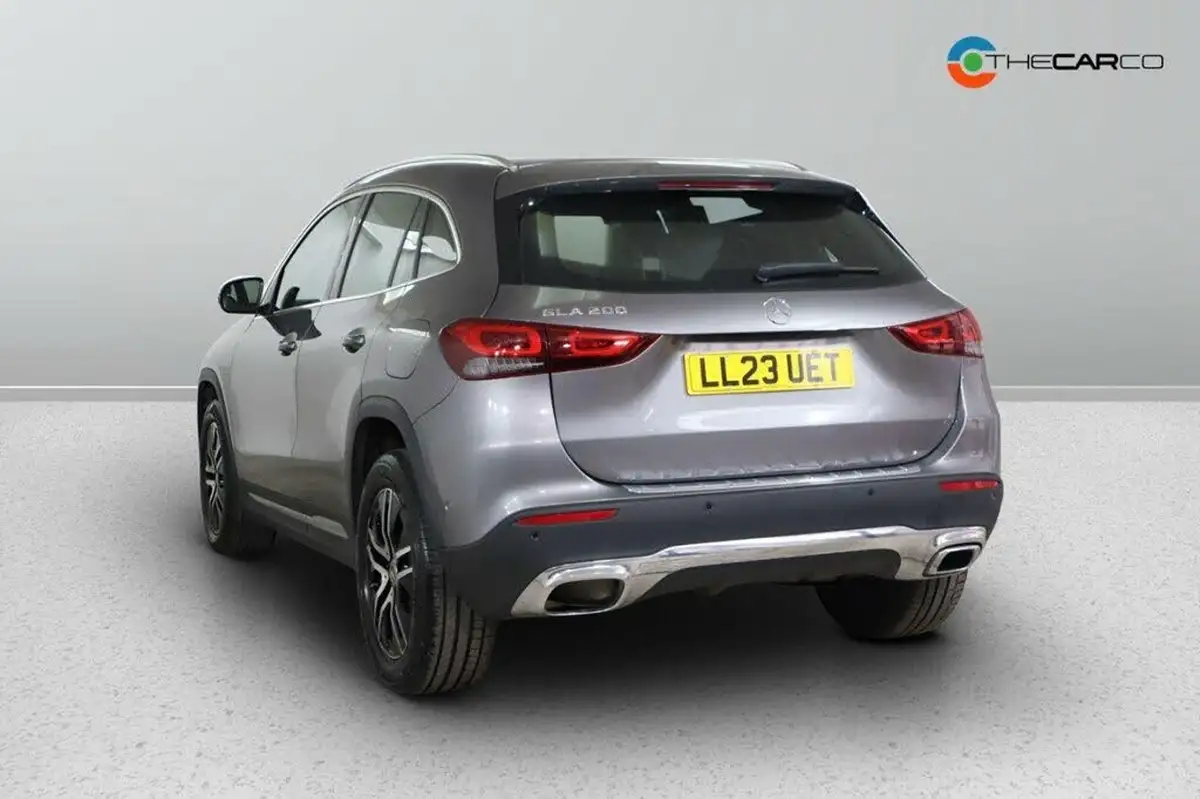 2023-mercedes-benz-gla-class-13-gla-200-sport-executive-station-wagon-big-6