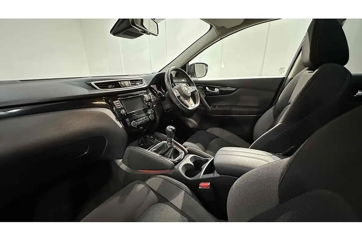 2021-nissan-qashqai-13-dig-t-n-connecta-140ps-big-19