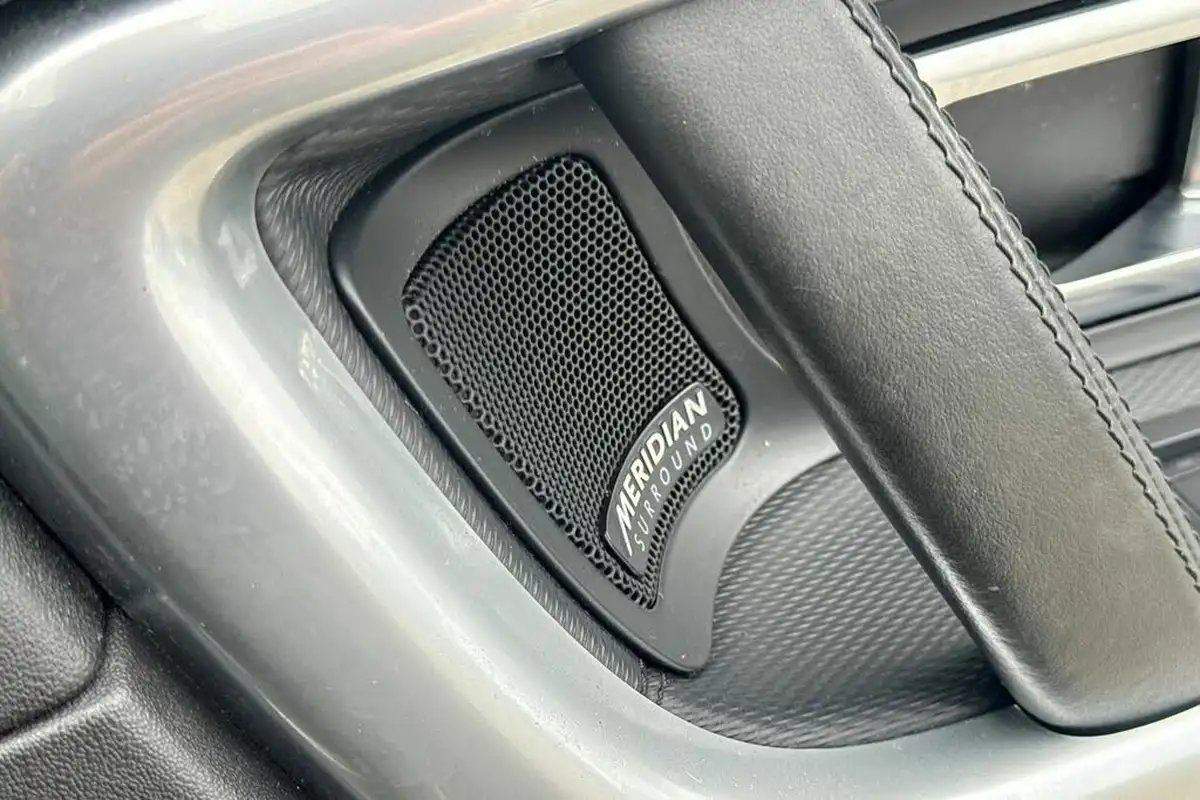 2017-land-rover-discovery-sport-20sd4-hse-dynamic-lux-big-33